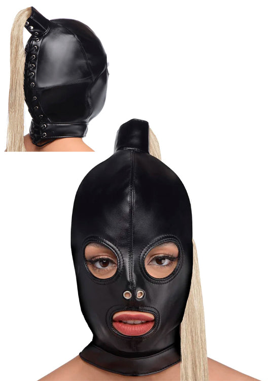 Capuz Com Rabo De Cavalo Louro